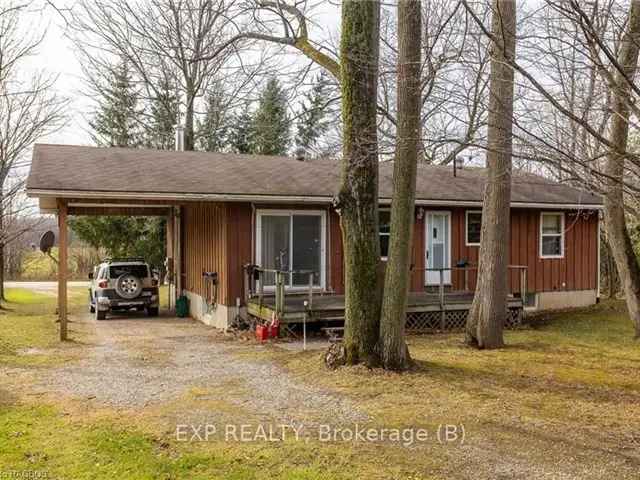 25-Acre Bungalow Oasis 3-Bedroom 1-Bath Detached Shop