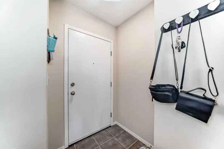 Downtown Calgary 2-Bedroom Condo with City Views