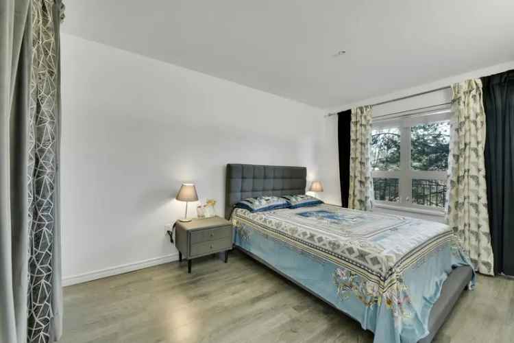 Guildford Condo for Sale 718 sq ft 1 bed 1 bath