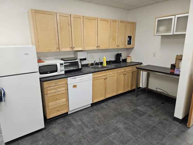 Office For Rent in Medicine Hat, Alberta