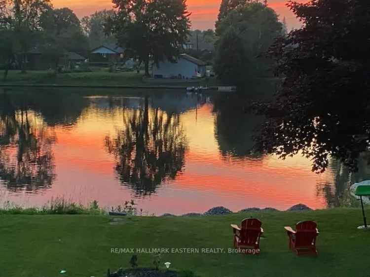 Waterfront Bungalow with Walkout Basement on Trent Severn Waterway