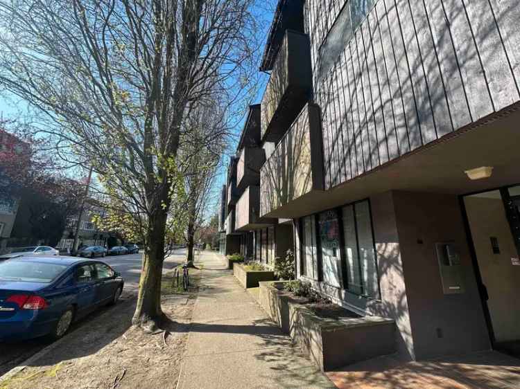 1 Bedroom Condo for Sale in Vancouver Cambie Village