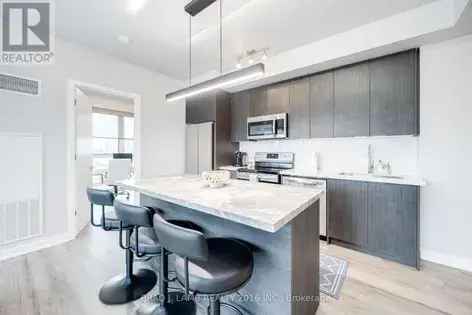 2 rooms apartment of 555 m² in Toronto