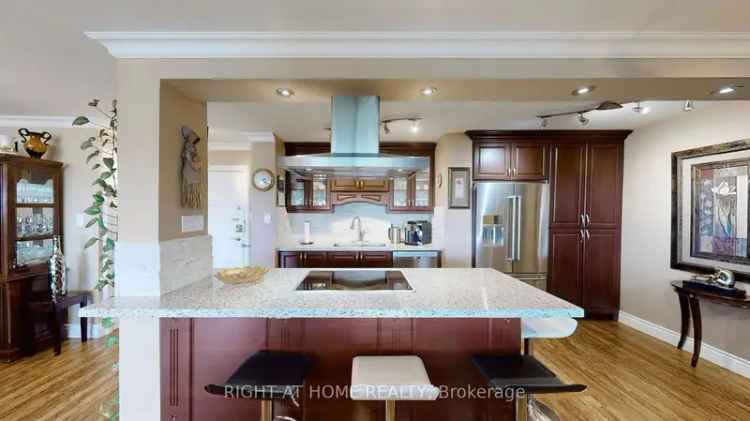 Condo For Sale in Mississauga, Ontario