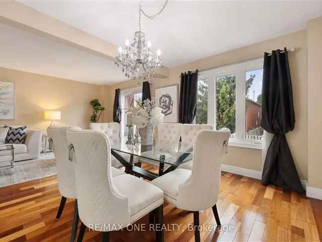 3-Bedroom Detached House in Richmond Hill - Family Friendly Neighborhood