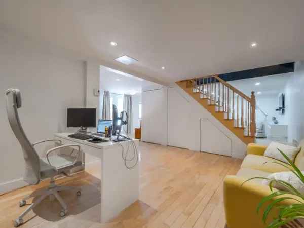 Bungalow for Sale Montérégie Highway 40 Access