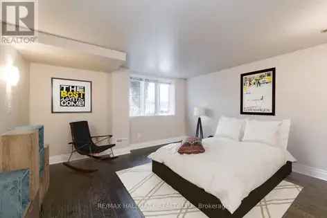 4 rooms apartment of 263 m² in Toronto