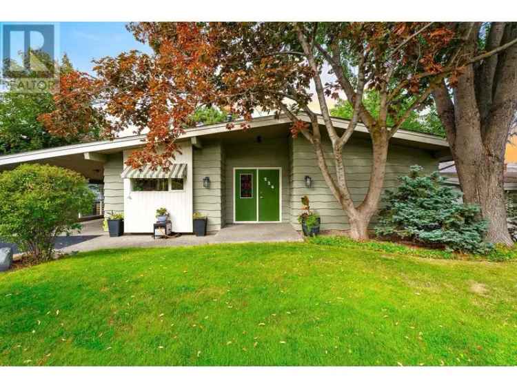 Lower Sahali 3 Bed 3 Bath Home with City Views