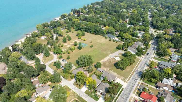 Buy Luxury Home in Sarnia with Beach Proximity and Stunning Features