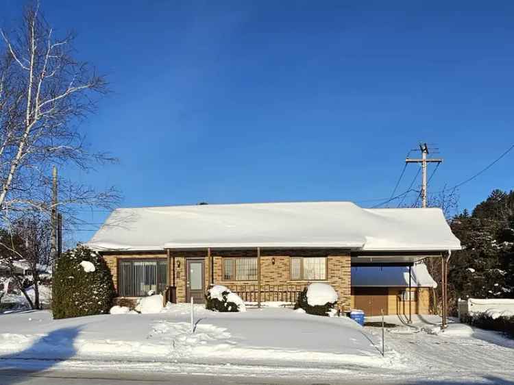 Bungalow for sale, 4130, Rue Carillon, Saguenay (Jonquière) - Proprio Direct