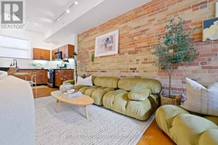 House For Sale in 27, Old Brewery Lane, Toronto, Ontario