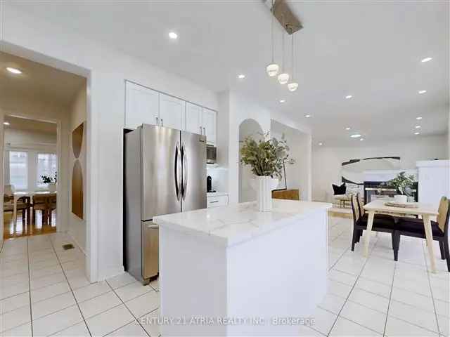 Markham Mattamy Home 4 Beds Open Concept Upgraded Kitchen