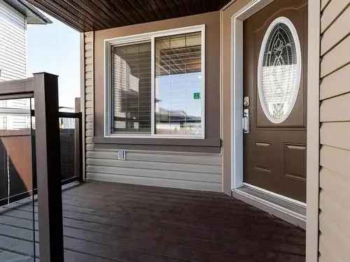 4 Bed 3.5 Bath Home In Rutherford Edmonton