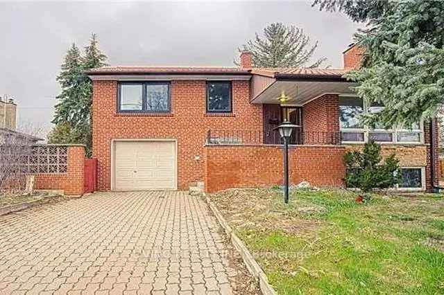 Rare 75x190 Lot 3 Bdrm Home Richmond Hill