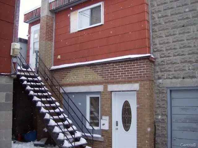 Two or more storey for sale, 45-B, Rue du Marché, Salaberry-de-Valleyfield - Proprio Direct