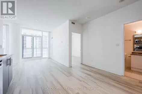 1 room apartment of 362 m² in Toronto