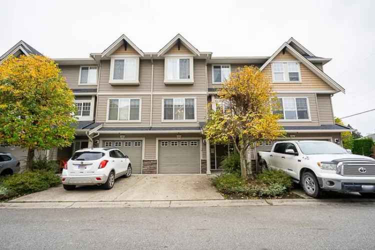 A $660,000.00 Townhouse with 3 bedrooms in Chilliwack Proper East, Chilliwack