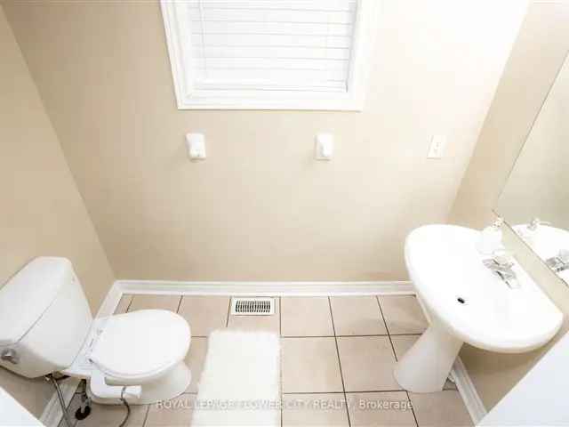 House For Sale in Brampton, Ontario