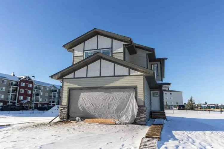 House For Rent in City of Lacombe, Alberta