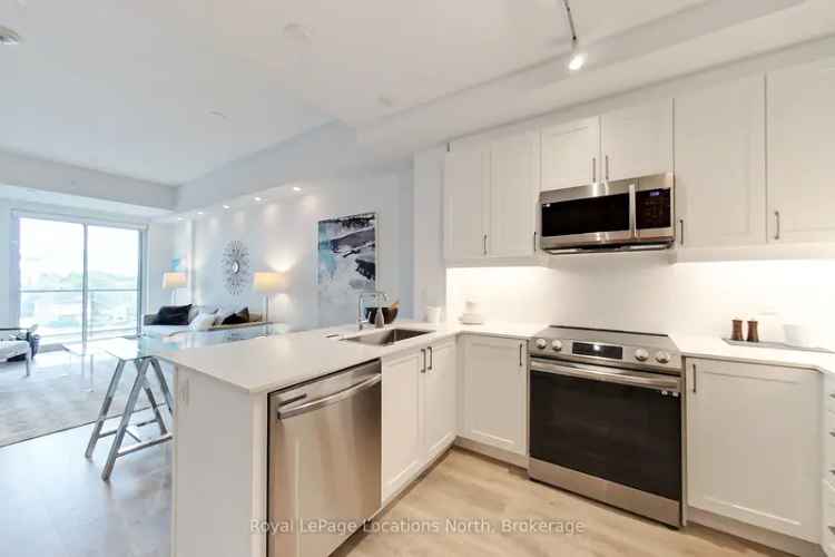 Monaco Collingwood Condo 1 Bed + Den 740 sq ft