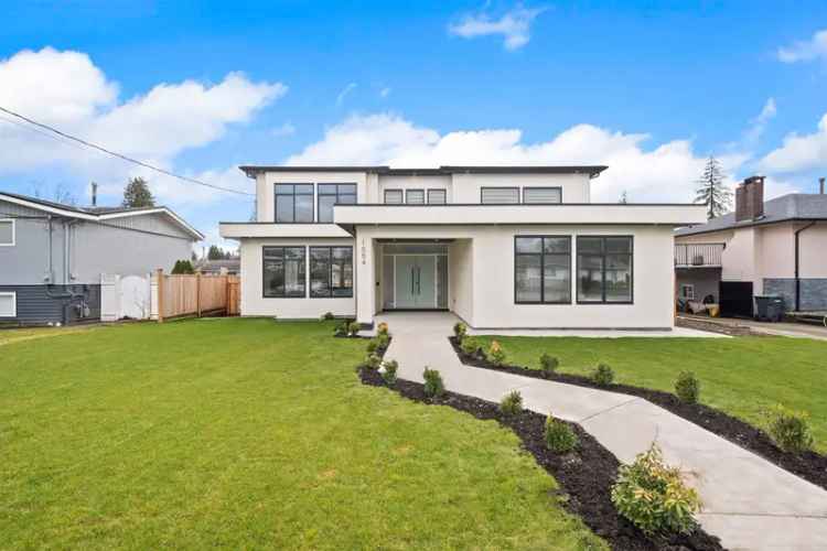 7-Bedroom Modern Home in Coquitlam's Como Lake Area