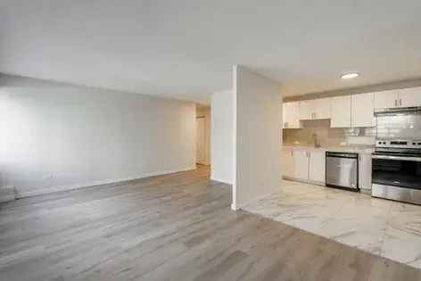 1 room apartment of 55 m² in Montreal