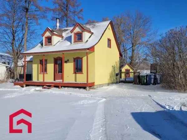 Two or More Storey House for Sale Laurentides