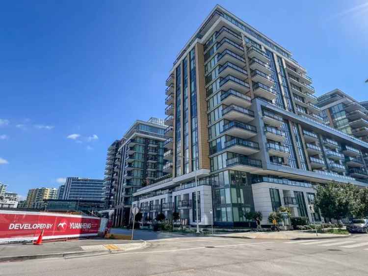 Viewstar Tower J 1 Bed + Den Near Capstan Skytrain