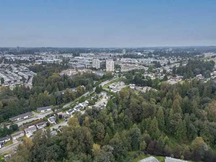 West Abbotsford Corner Unit Apartment For Sale