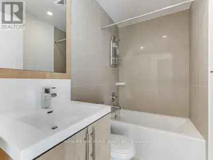 2 rooms apartment of 549 m² in Toronto