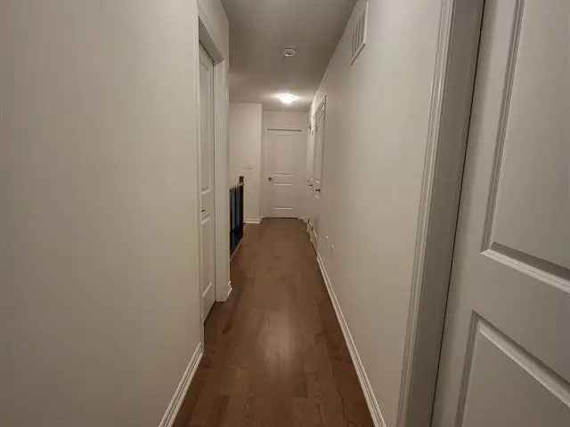 Townhouse For Rent in Milton, Ontario