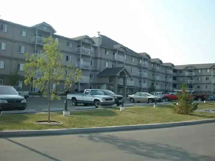 Rent 2 Bedroom Condo in Spruce Grove with Large Balcony and Parking