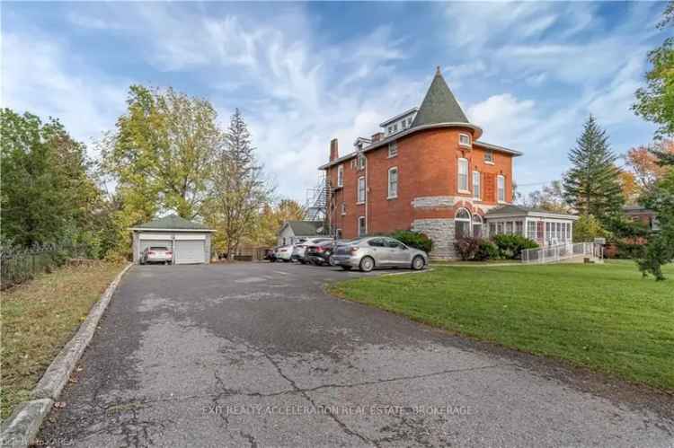 House For Sale in Greater Napanee, Ontario