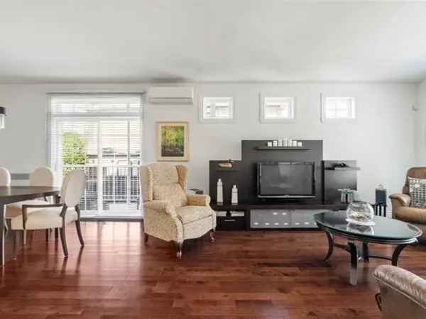 1900 sq ft Condo for Sale 3 Beds 2 Baths Quebec North Shore