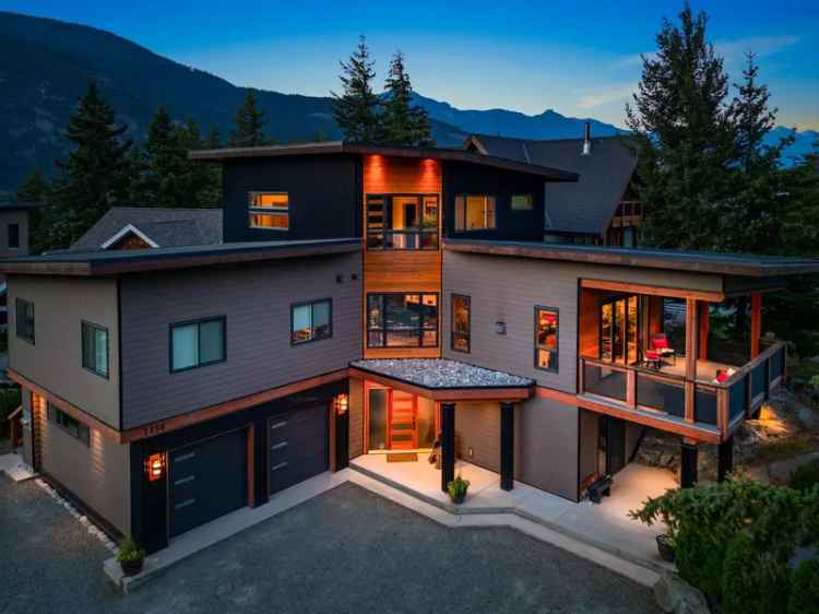 A $2,295,000.00 House/Single Family with 5 bedrooms in Pemberton, Pemberton