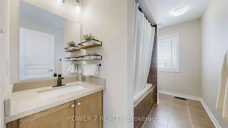 Premium 4 1 Bedroom Detached Home In Jefferson Richmond Hill