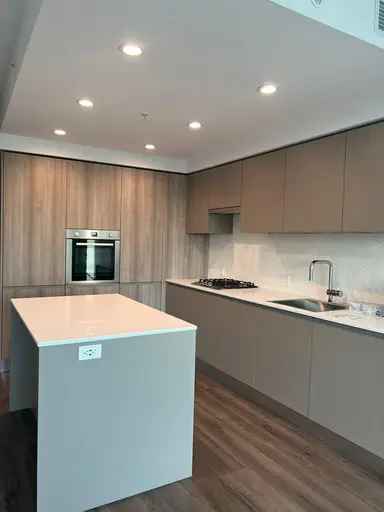 Rent 2 Bed 2 Bath Condo in Burnaby with Amenities