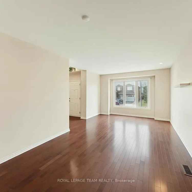 4-Bedroom 2.5-Bath Home in Barrhaven
