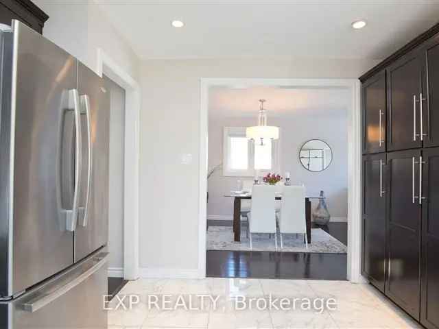 House For Sale in Brampton, Ontario