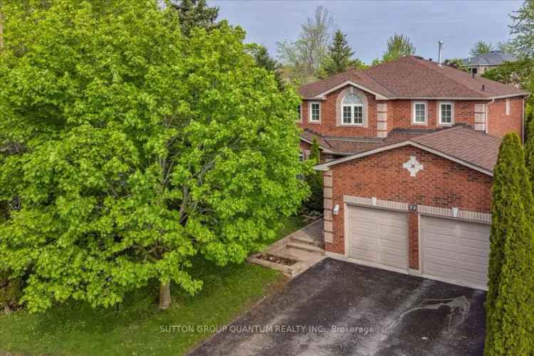 House For Sale in Barrie, Ontario