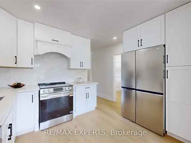 Stunning Renovated Bungalow Near Pearson Airport