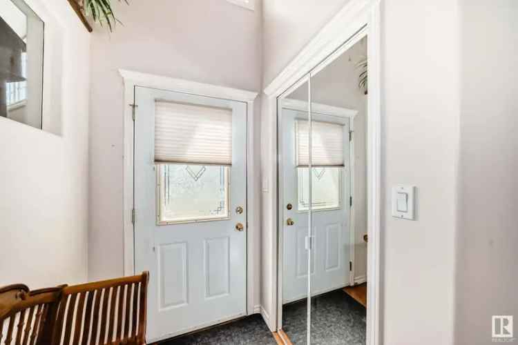 Oakmont 3 Bedroom Bilevel Home for Sale