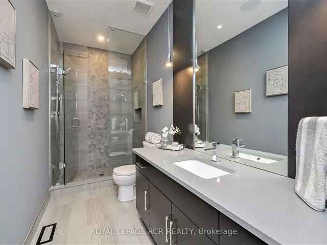 House For Sale in Centre Wellington, Ontario