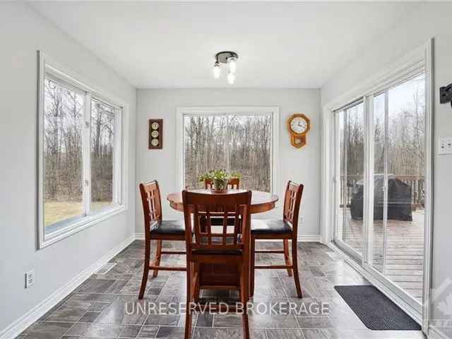 House For Sale in Smiths Falls, Ontario