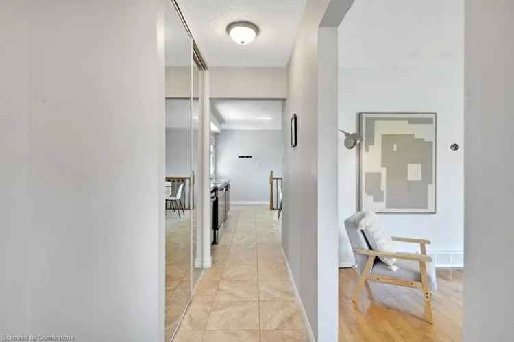 3 Bedroom 2 Bathroom Family Home in Hespeler
