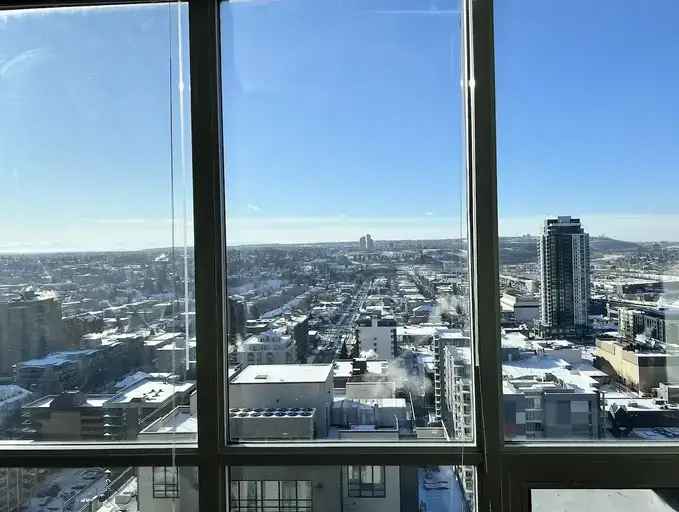 Rent Sub-Penthouse Executive Suite in Calgary with Mountain Views