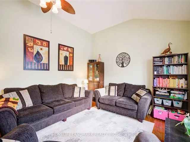 House For Sale in 35, Benshire Drive, Toronto, Ontario