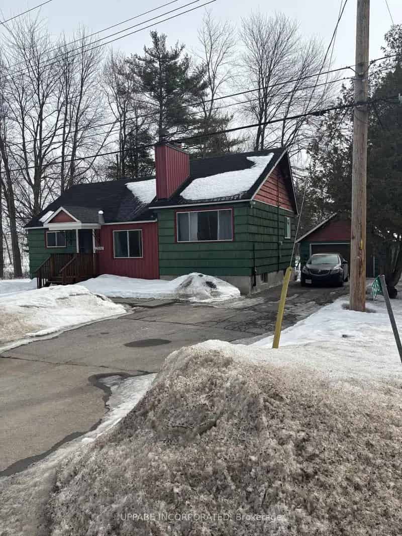 Commercial Lot near Ottawa Airport - High Traffic Leitrim Rd