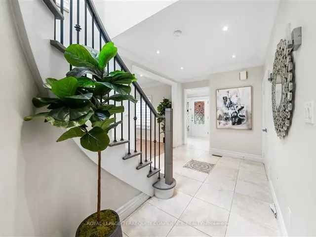 Luxury Family Home 635 St Germain Ave Renovated Interior South-Exposed Lot