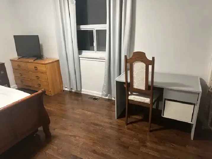 upper unit 2bed room for rent